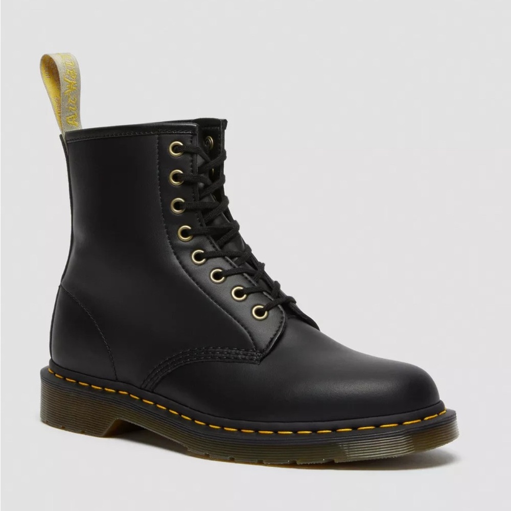 Dr. Martens 1460 FELIX LACE UP BOOTS